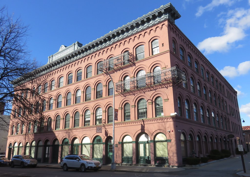 W. & L.E. Gurley Building (Troy, New York) The W. & L.E. G… Flickr