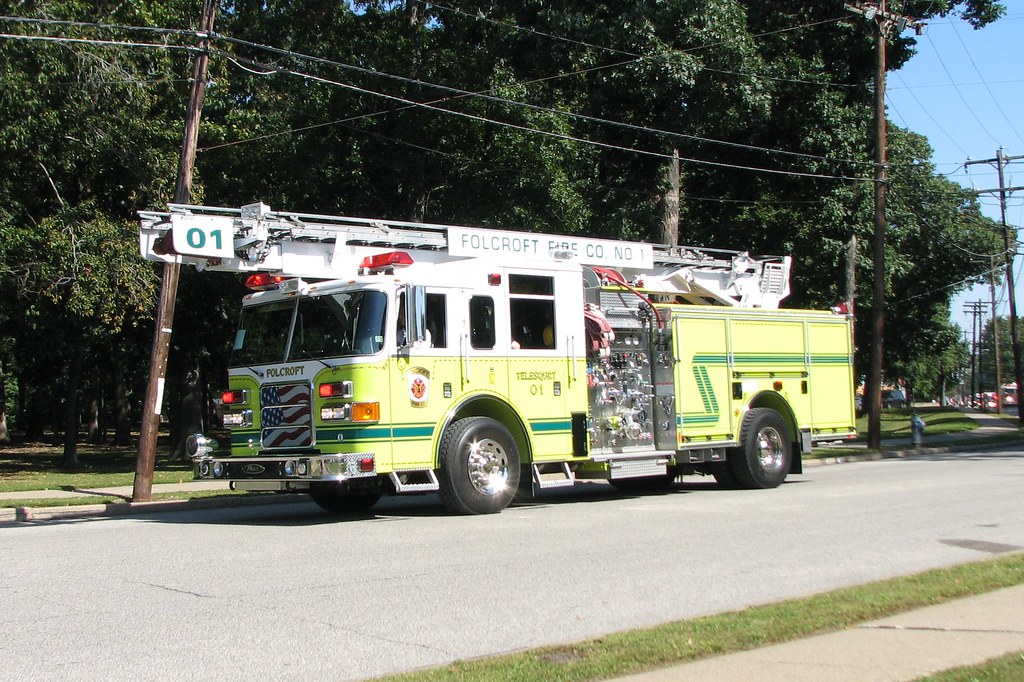 Folcroft PA Fire Co Telesquirt 01 2003 Pierce Enforcer… Flickr