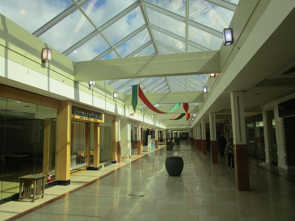 Coventry Mall Pottstown, PA. April 2022. … Flickr