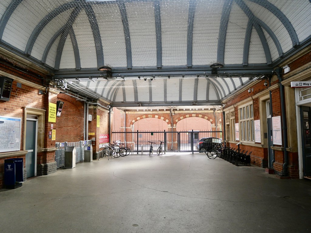 Hertford East Station Mill Road, Hertford, SG14 1GF Flickr