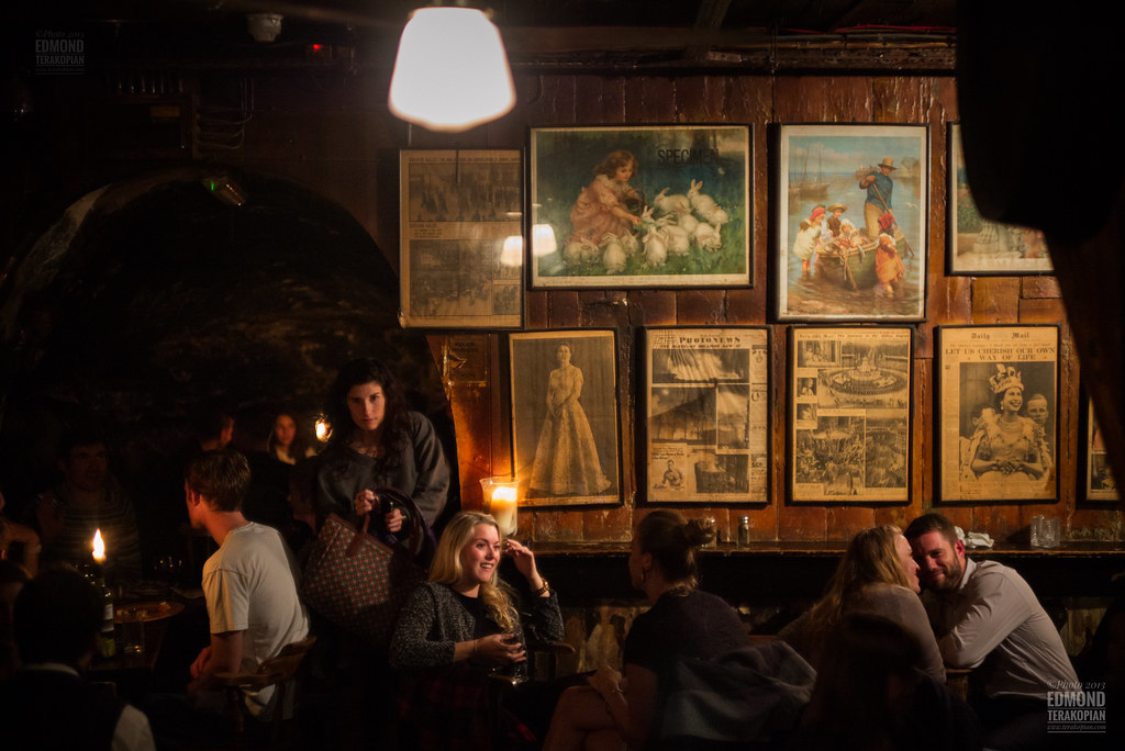 Gordon’s Wine Bar Atmosphere at Gordon's wine bar (London'… Flickr