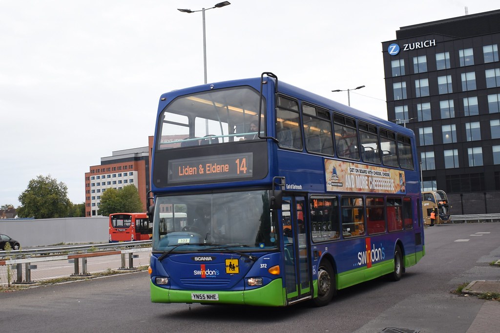 Swindon's Bus Company 372 / YN55NHE Swindon's Bus Company… Flickr