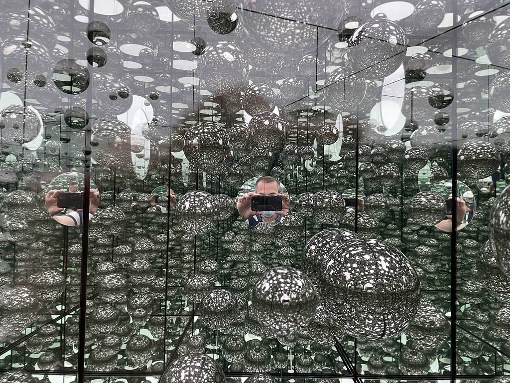 Infinity Mirrored Room Let's Survive Forever 3 daryl_mitchell Flickr