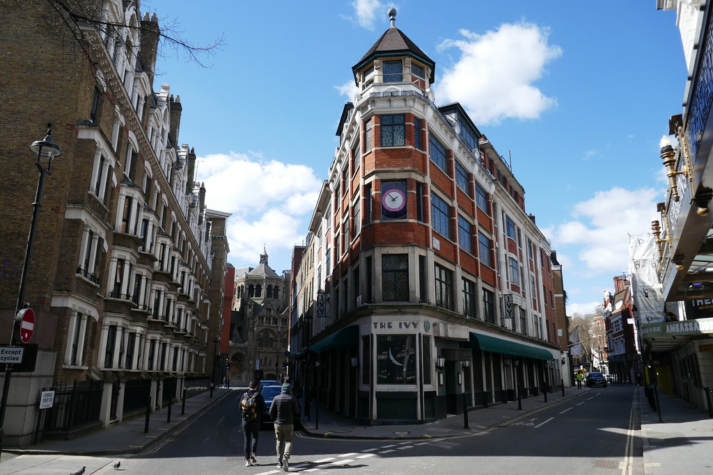 The Ivy, Covent Garden, London theivy.co.uk/ en.wikipedia… Flickr