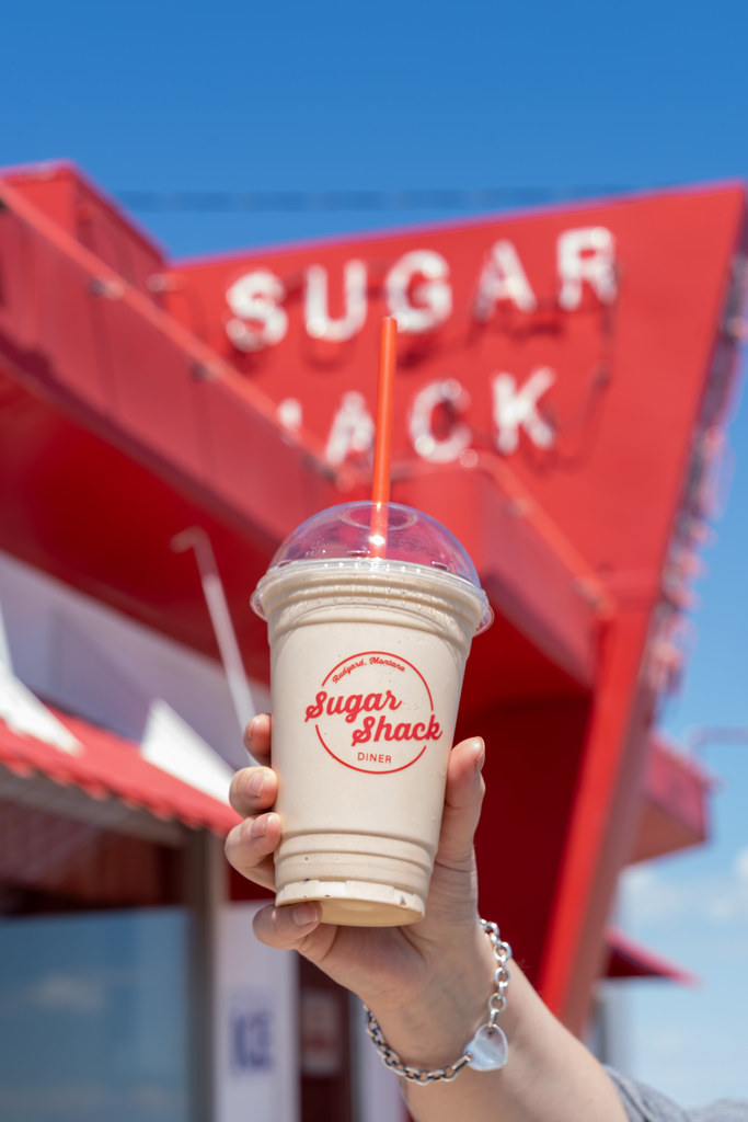 Rudyard, Montana July 2, 2022 Hand holds up a Sugar Sha… Flickr
