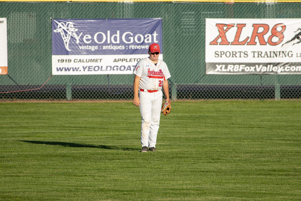 IMG_9457 Hortonville Varsity Fall Ball vs Hortonville JV F… Flickr