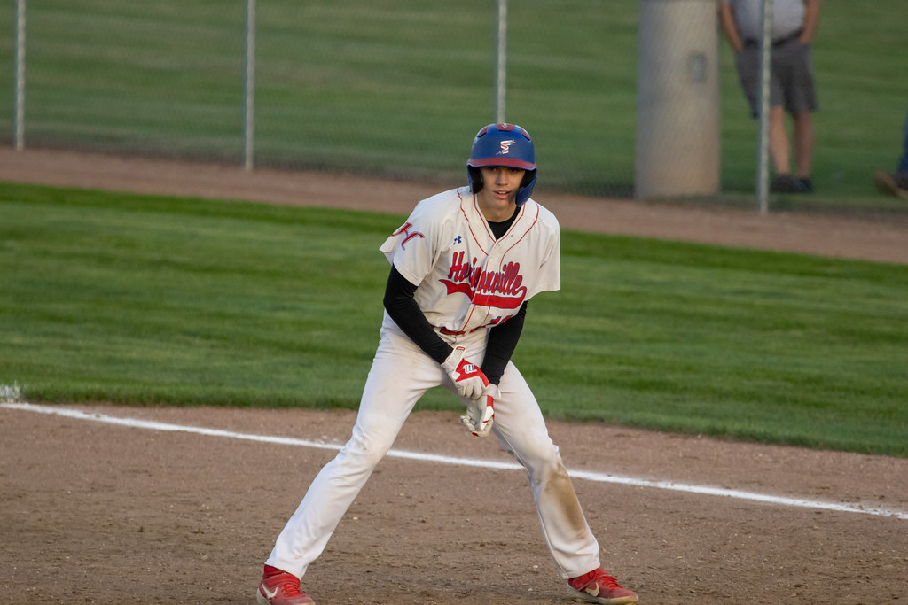 IMG_0196 Hortonville Varsity Fall Ball vs Hortonville JV F… Flickr