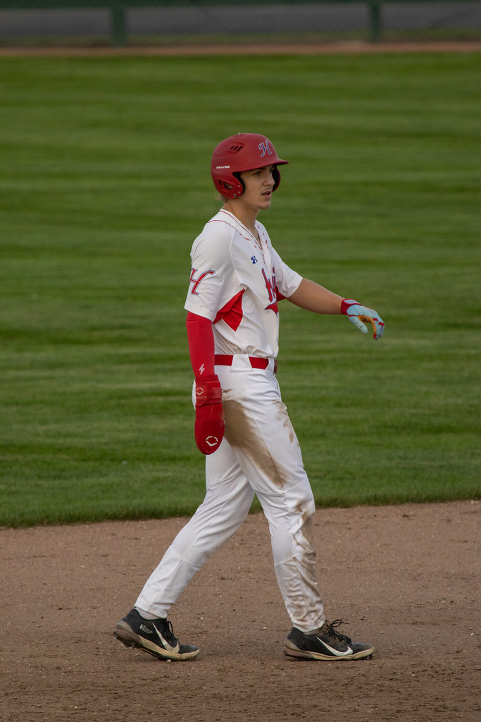 IMG_0013 Hortonville Varsity Fall Ball vs Hortonville JV F… Flickr