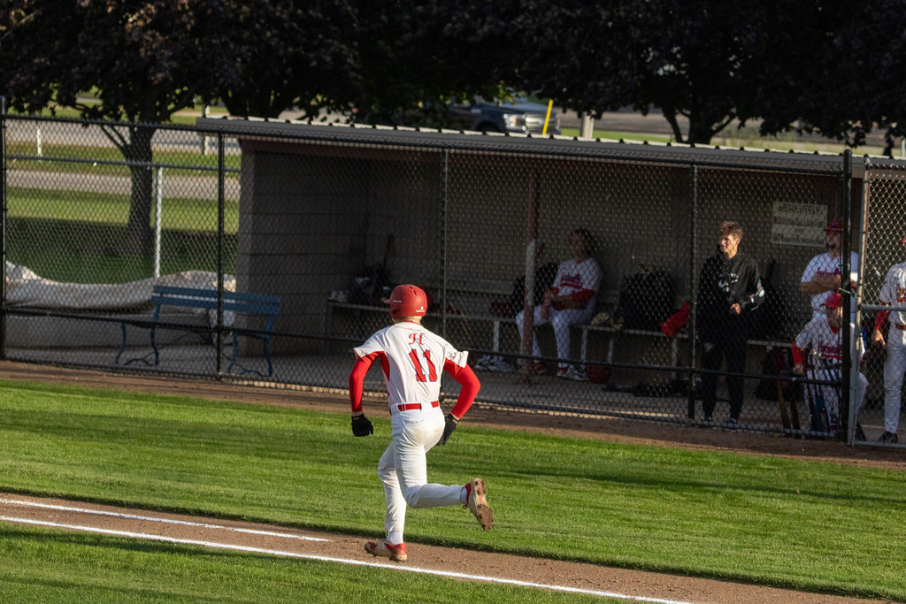 IMG_2533 Hortonville Fall Ball Varsity vs Kaukauna Kara Flickr