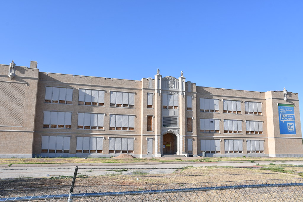 Old Abilene High School (Abilene, Texas) Historic Abilene … Flickr