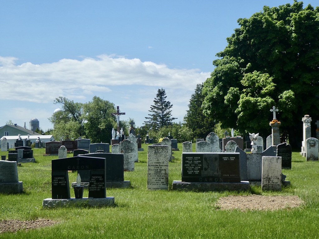 Église catholique SaintDenisdelaBouteillerie William Seyers Flickr