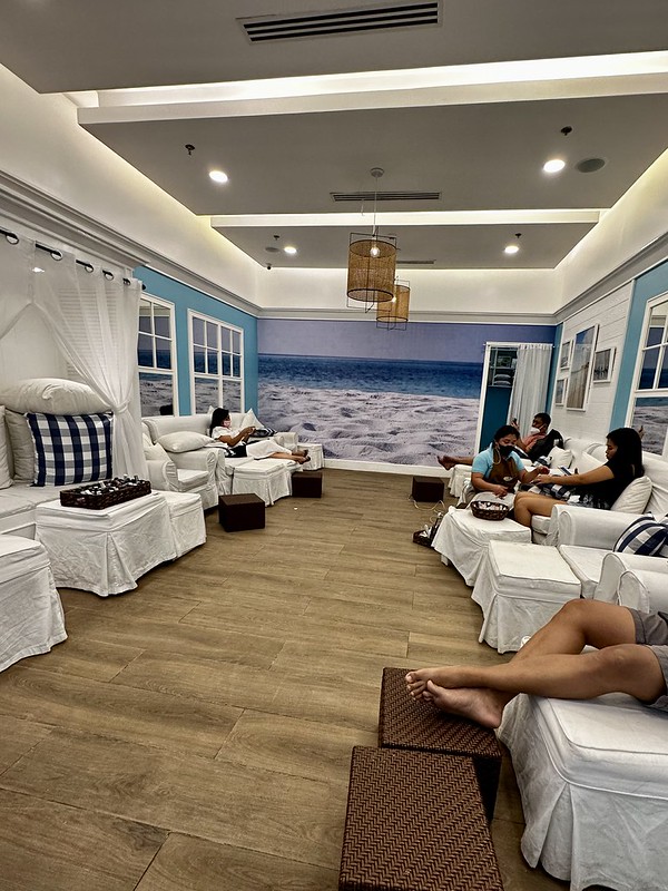 Time for some pampering at Nailaholics, SM City East Ortigas