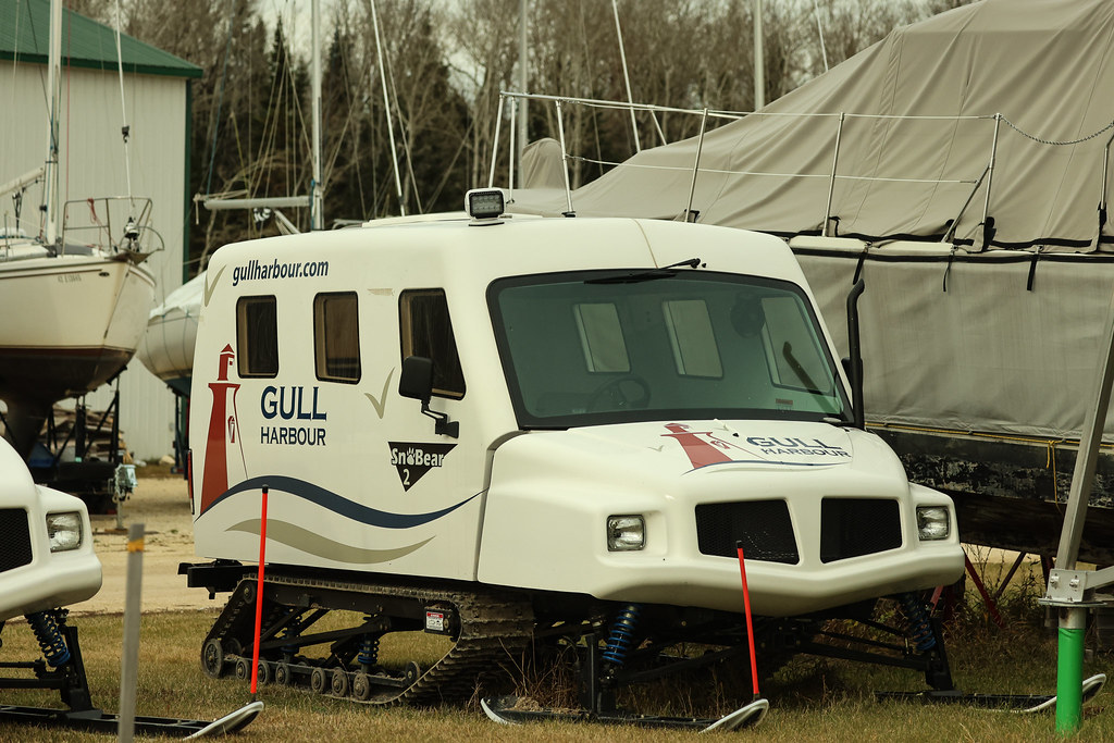 SnoBear The ultimate ice fishing vehicle for couch potato … Flickr