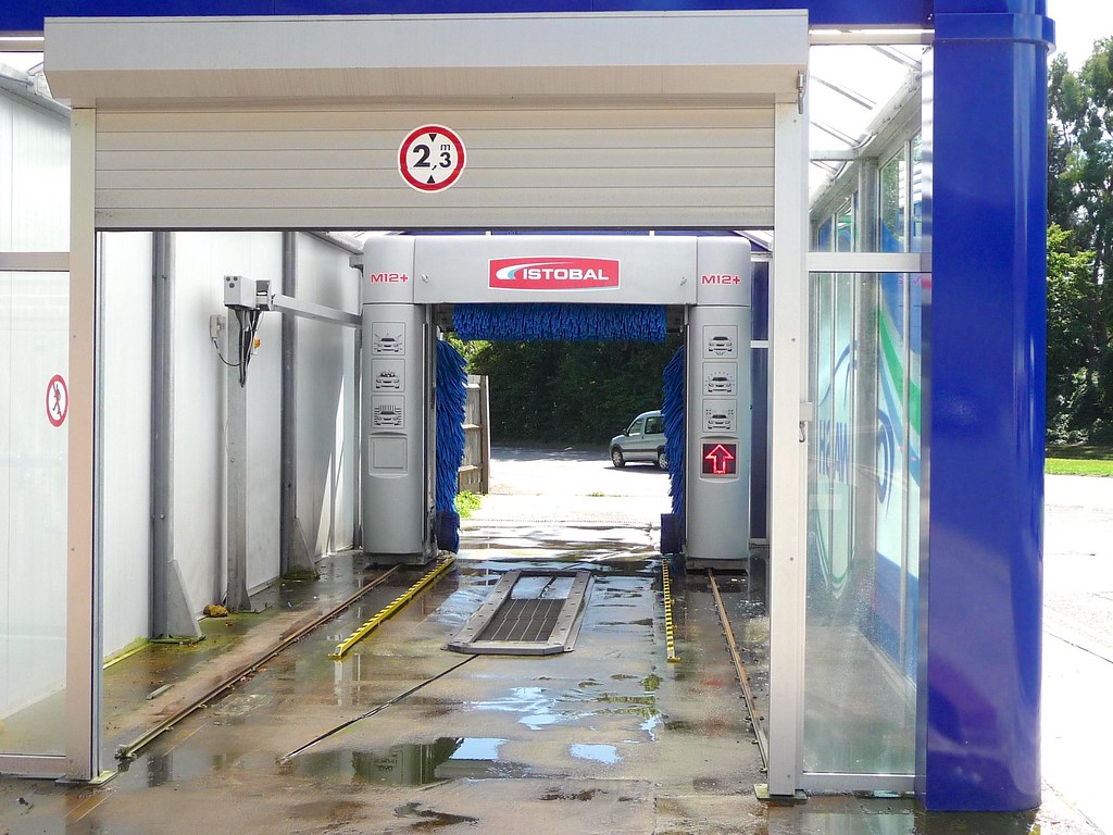 A23_Southgate_BP 3rd August 2009 Istobal M12+ car wash at… Flickr