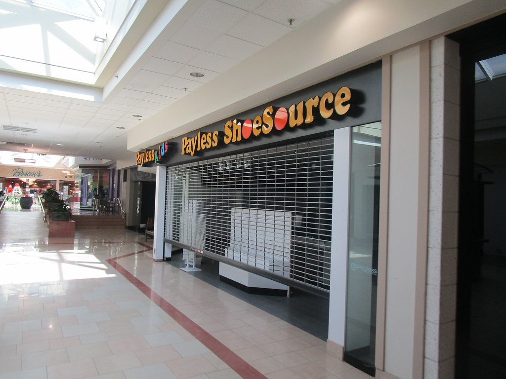 Coventry Mall Pottstown, PA. April 2022. … Flickr