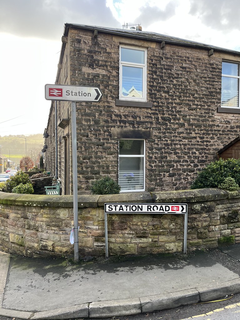 Station Road, Chinley Graham Benbow Flickr