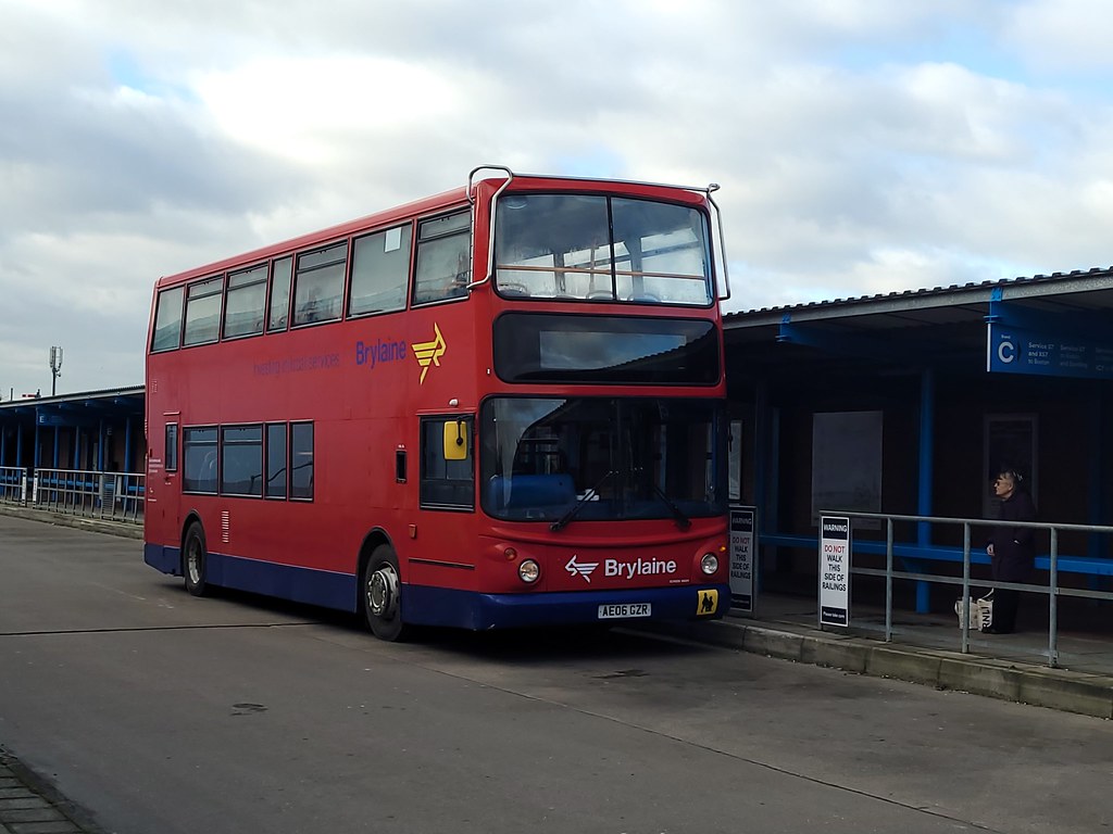 Brylaine 190 alx400 AE06 GZR on B7 to Boston bus station ☑… Flickr