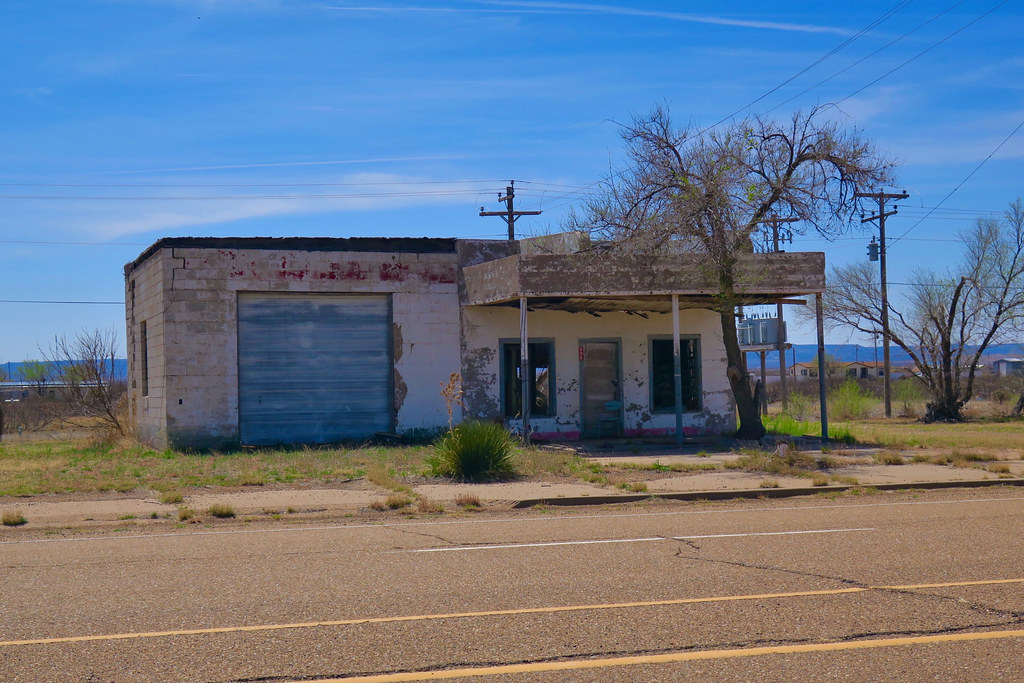 Abandoned Gas Station, San Jon, NM An abandoned Texaco gas… Flickr