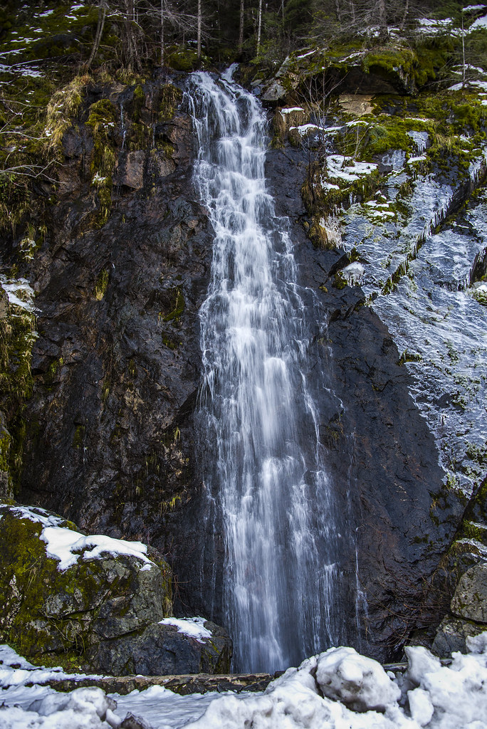 Bridal Veil Falls off Highway 50 near Pollock Pines, Calif… Flickr