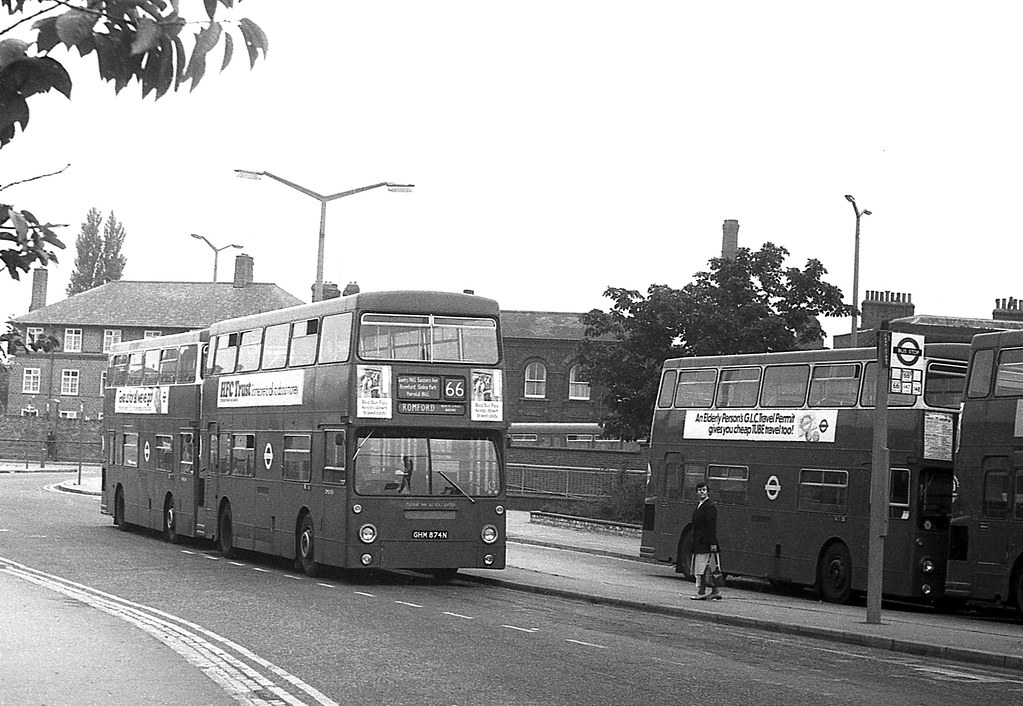 DMS1874 on route 66 at Leytonstone Alongside several other… Flickr