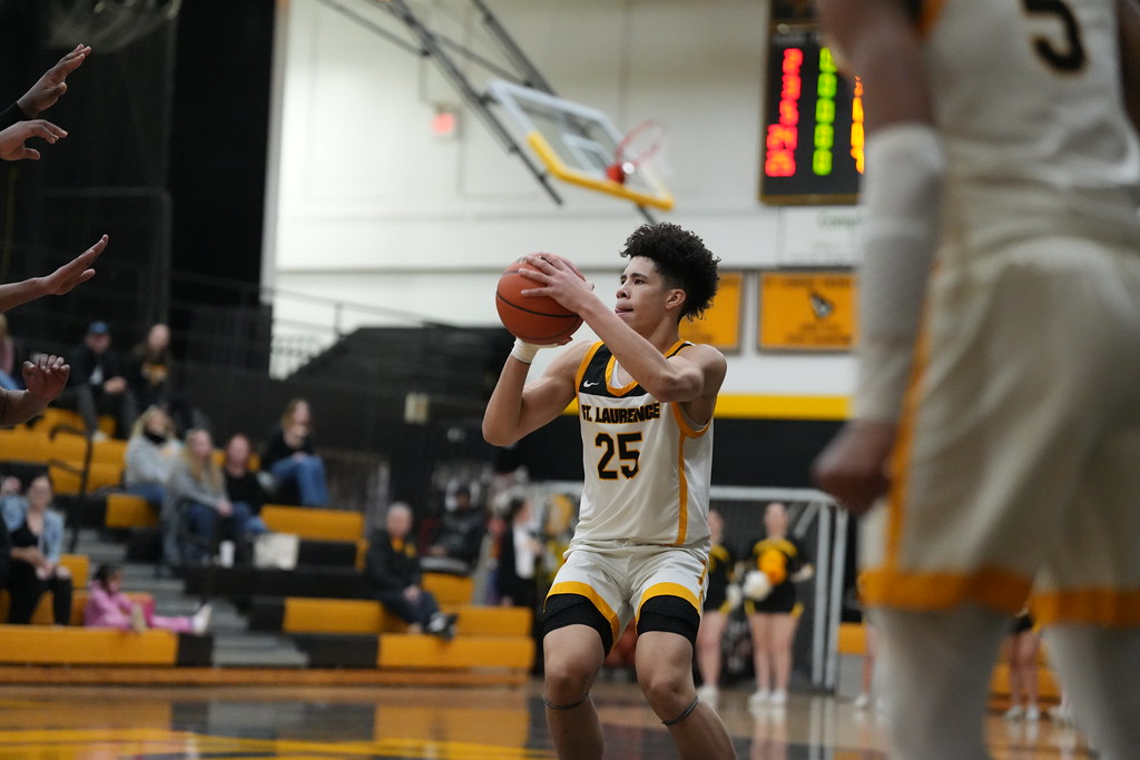 20230131 Varsity Boys Basketball vs Fenwick Flickr
