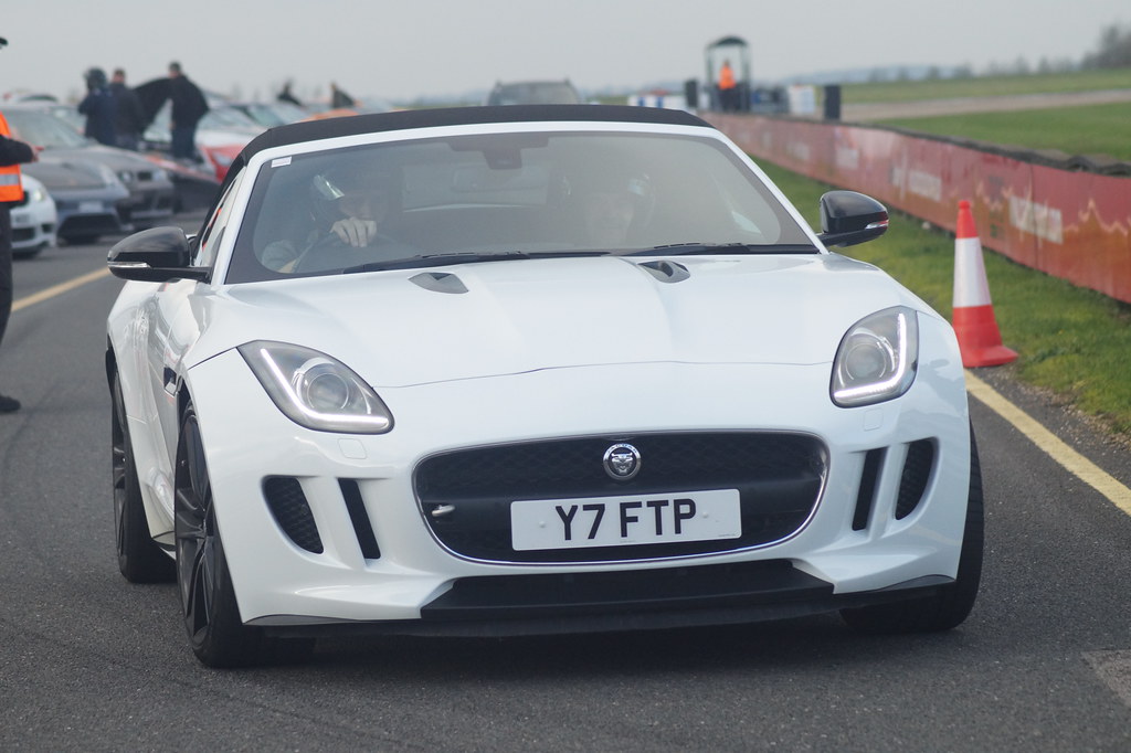 Bedford Autodrome 12.11.22 2014 2995cc Jaguar 'F' Type con… Flickr
