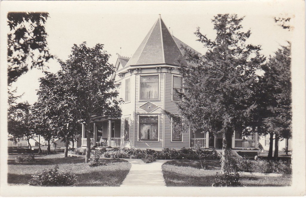 Waterville, KS BR Museum Flickr