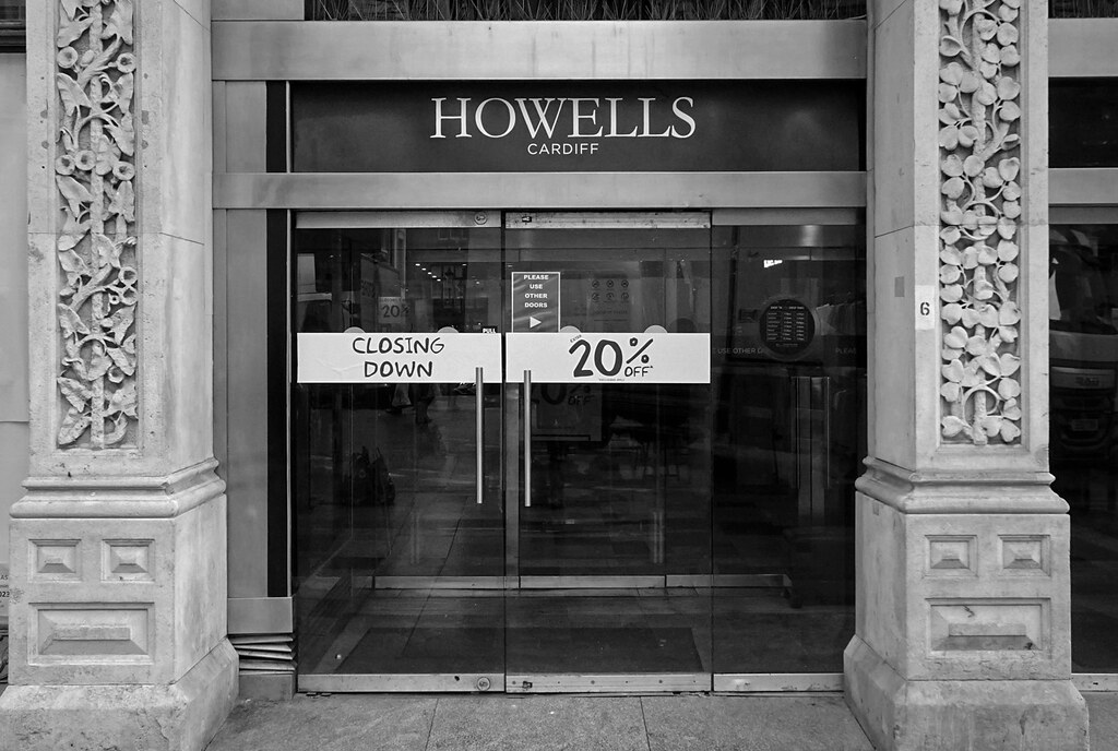 Howell’s Department Store St Mary St Entrance (Cardiff … Flickr