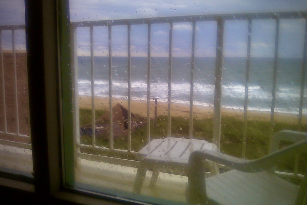 Shut In, Kill Devils, Hills, NC, 2009 HTC Ozone Tom Powell Flickr