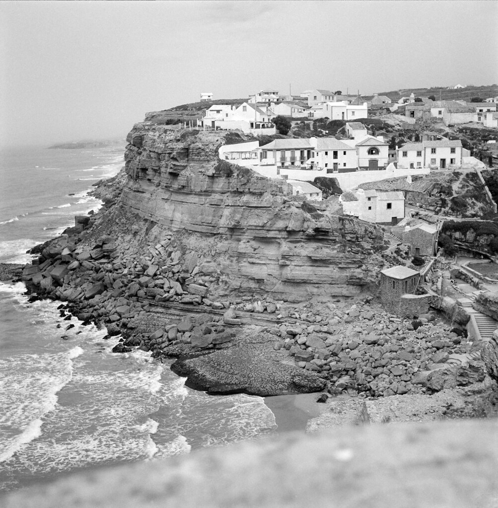 Azenhas do Mar. Lisboa, Portugal Praia das Azenhas do Mar,… Flickr