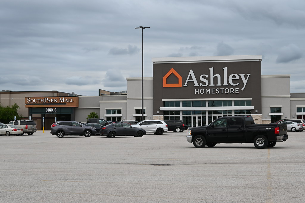 Ashley Furniture South Park Mall Moline IL gameking3 Flickr