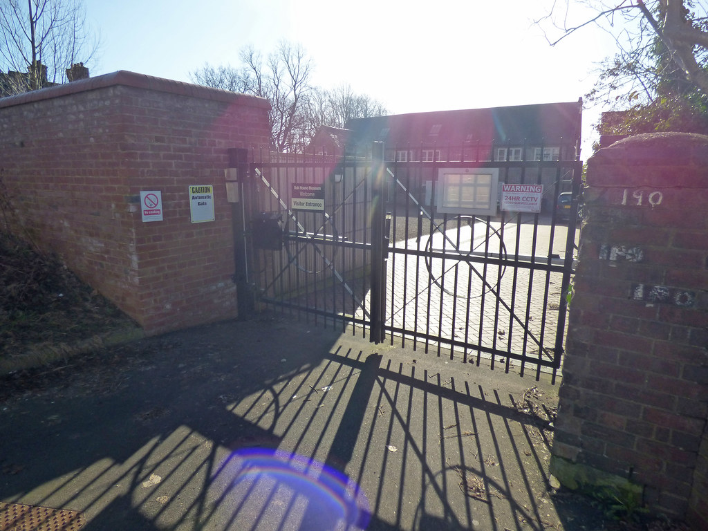 Oak House Visitor Centre a photo on Flickriver