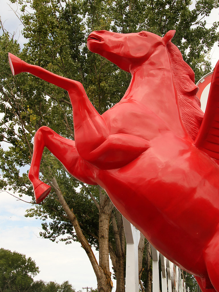 Mobilgas Pegasus Vintage Mobilgas mascot, the flying horse… Flickr