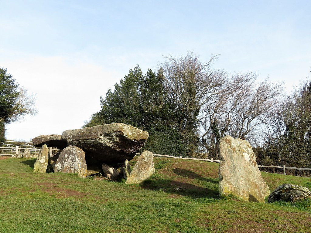 Dorstone & Arthur's Stone, Herefordshire Flickr