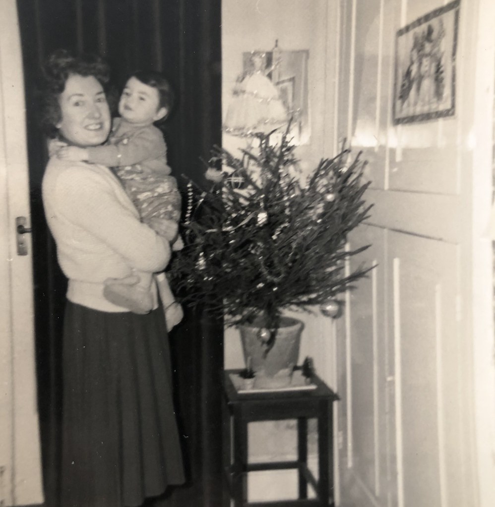 Rowena, Thea Mum's lounge, Linden House Rowena Wilson Flickr