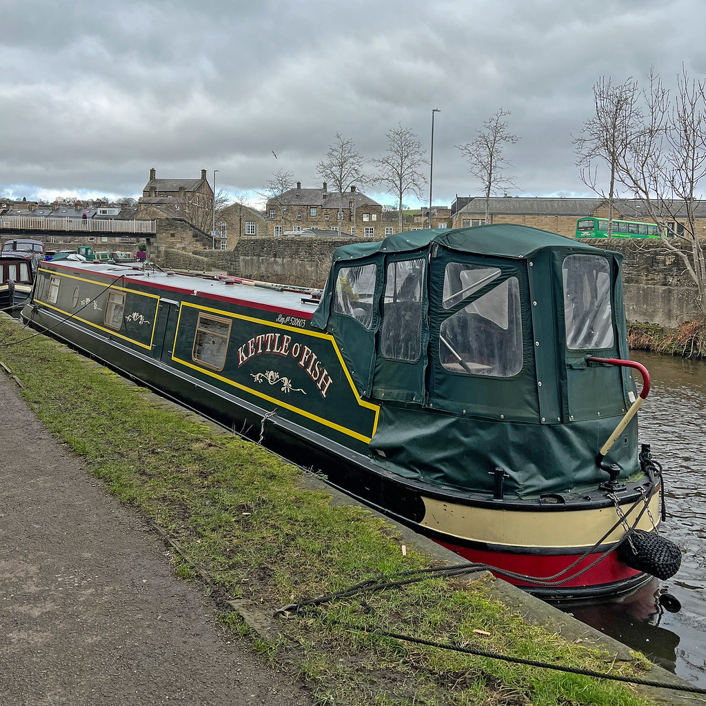 Kettle o'Fish Leeds and Liverpool Canal, Skipton Tim Green Flickr