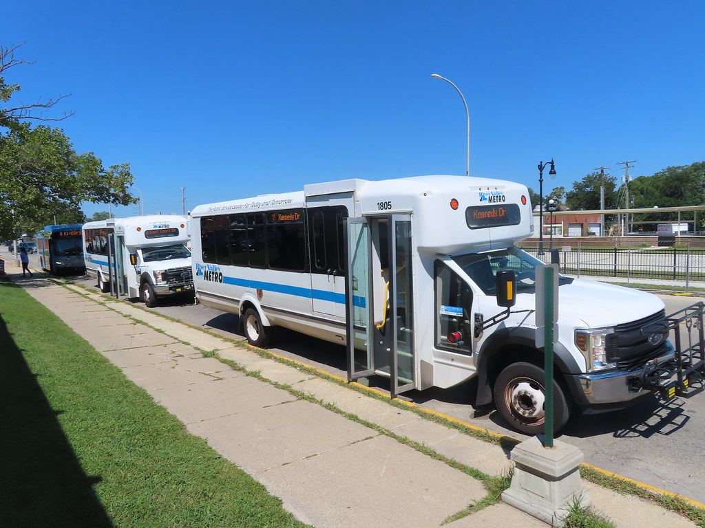 20220818 05 River Valley Metro bus, Kankakee, Illinois Flickr