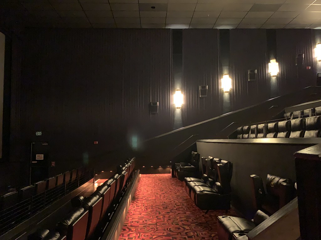 Cinemark Tinseltown USA Oak Ridge Theater 10 This is The… Flickr