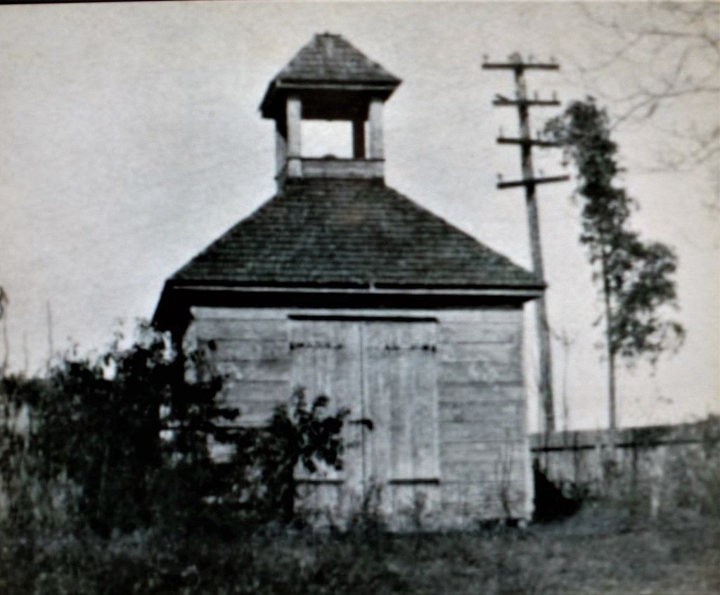 Old Hicksville NY 1967 Hix library pic. The first F D buil… Flickr