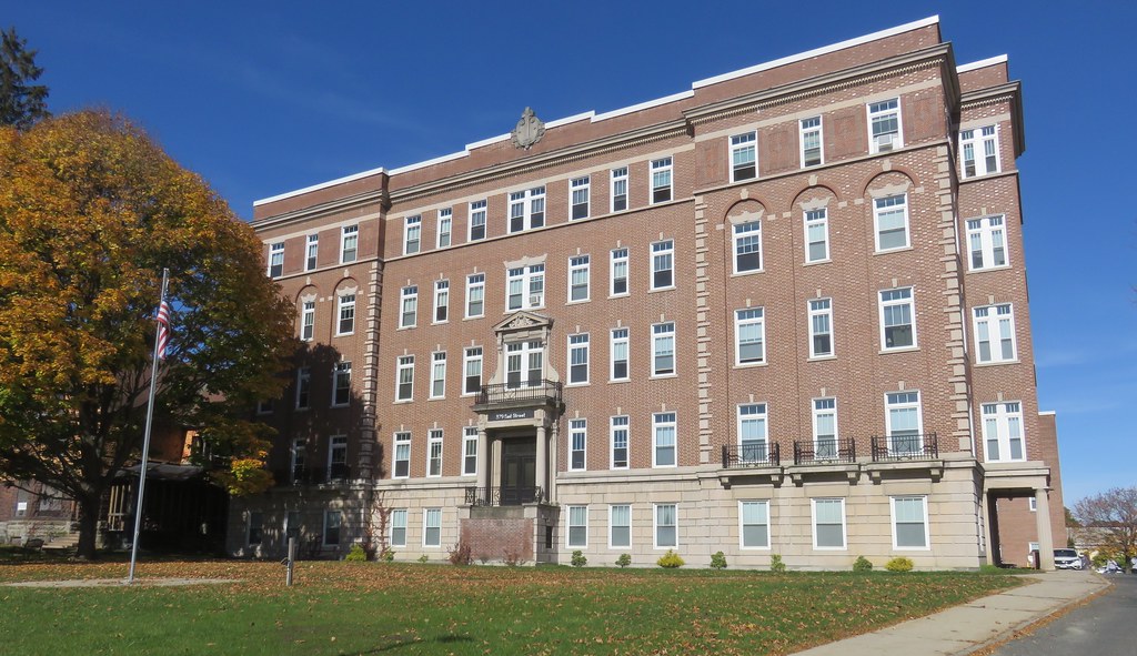 Providence Court (Pittsfield, Massachusetts) Built in 1926… Flickr