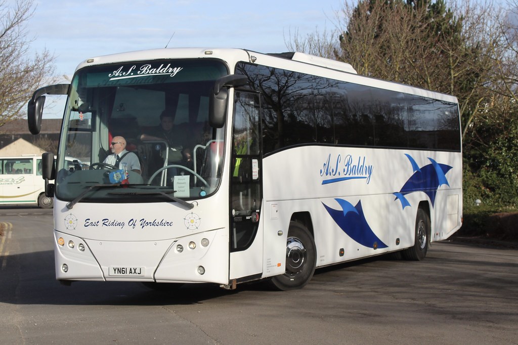 A J Baldry Coaches Holme on Spalding Moor YN61AXJ arrivin… Flickr