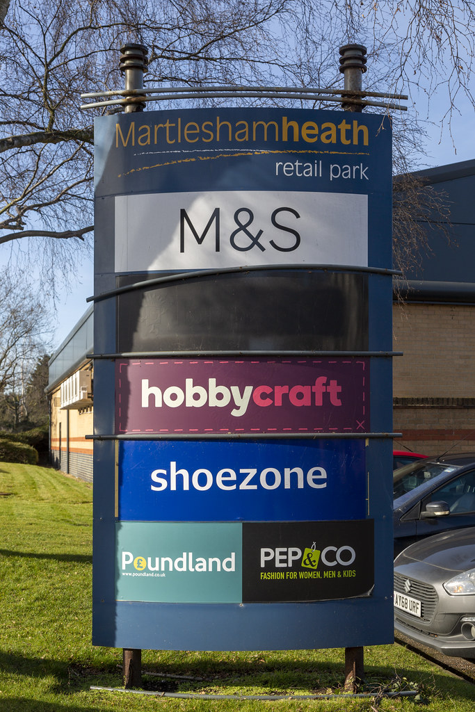 22IDM0668 Martlesham Heath Retail Park sign , Martlesham, … Flickr
