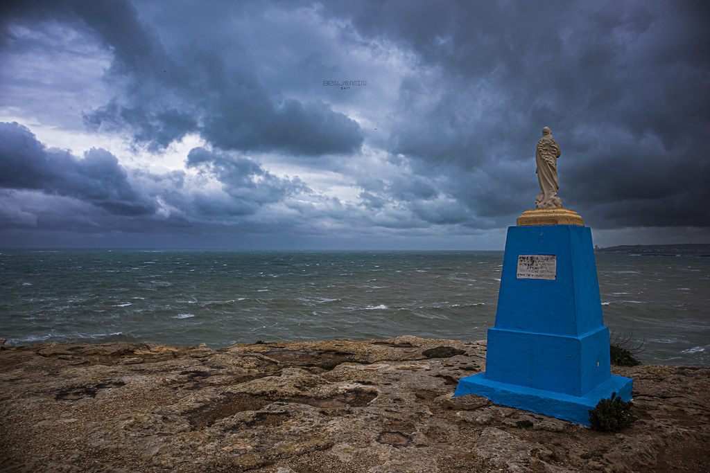 Helios statue scene copyrighted Benjamin Gatt Flickr