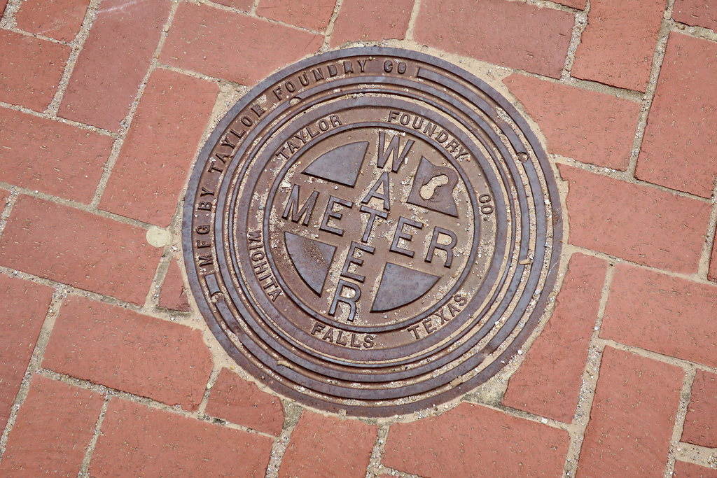 Taylor Foundry, Chandler, OK Water meter access cover in a… Flickr