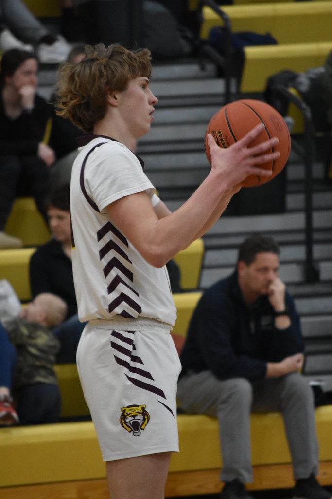 Boys Varsity vs Caledonia 21323 Stewie Basketball Boosters Flickr