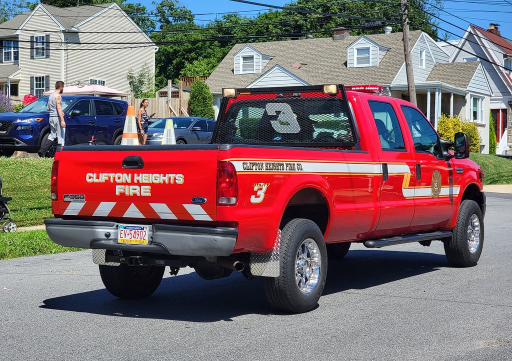 Clifton Heights PA Fire Co Ford F350 (2) rwcar4 Flickr