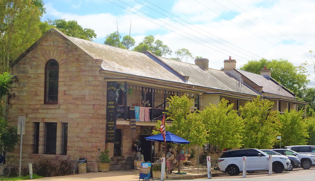 Morpeth. Taylors sandstone Bond Store built around 1850 in… Flickr