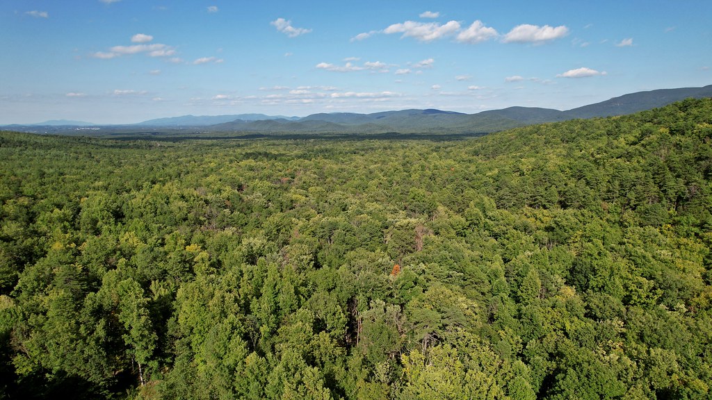 Mills Creek Reservoir [09] Mountains near Mills Creek Rese… Flickr