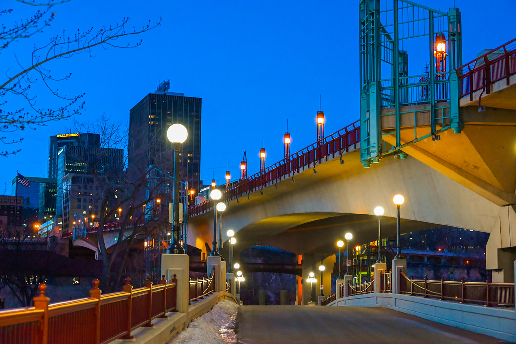 Bridges over bridges over bridges over the Mississippi,… Flickr