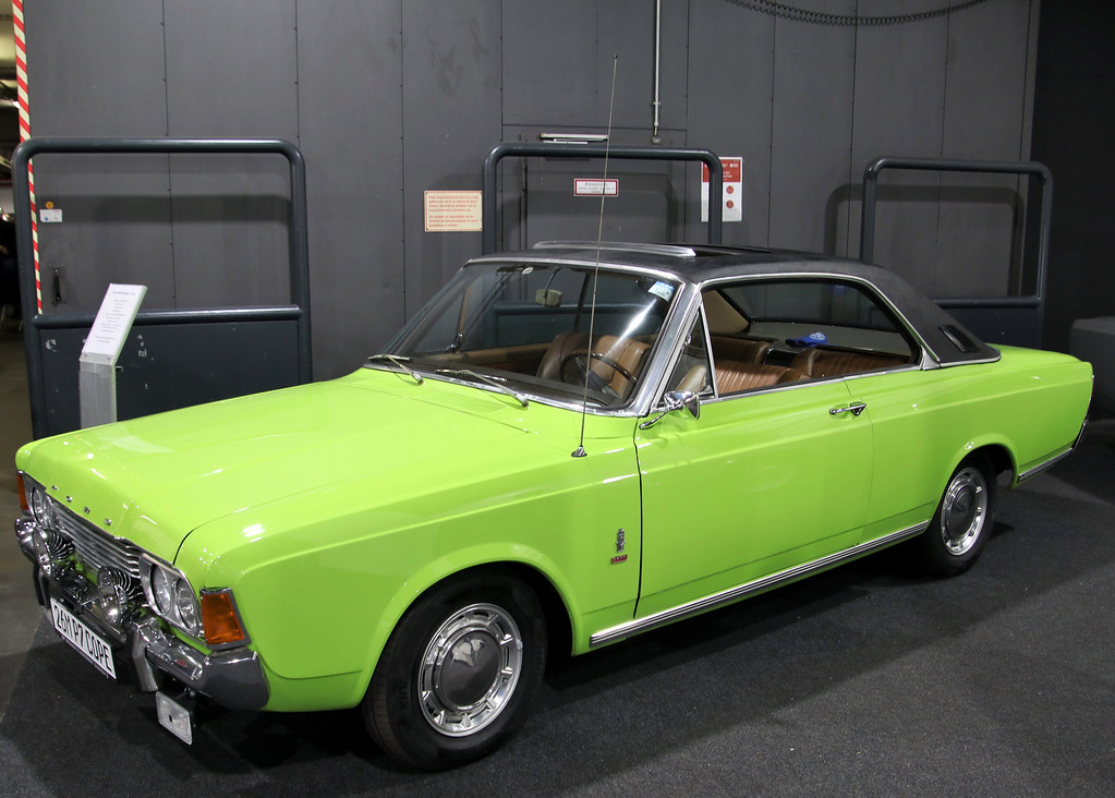 26M Coupé Ford 26M Coupé at the Bremen Classic Motorshow. Dennis